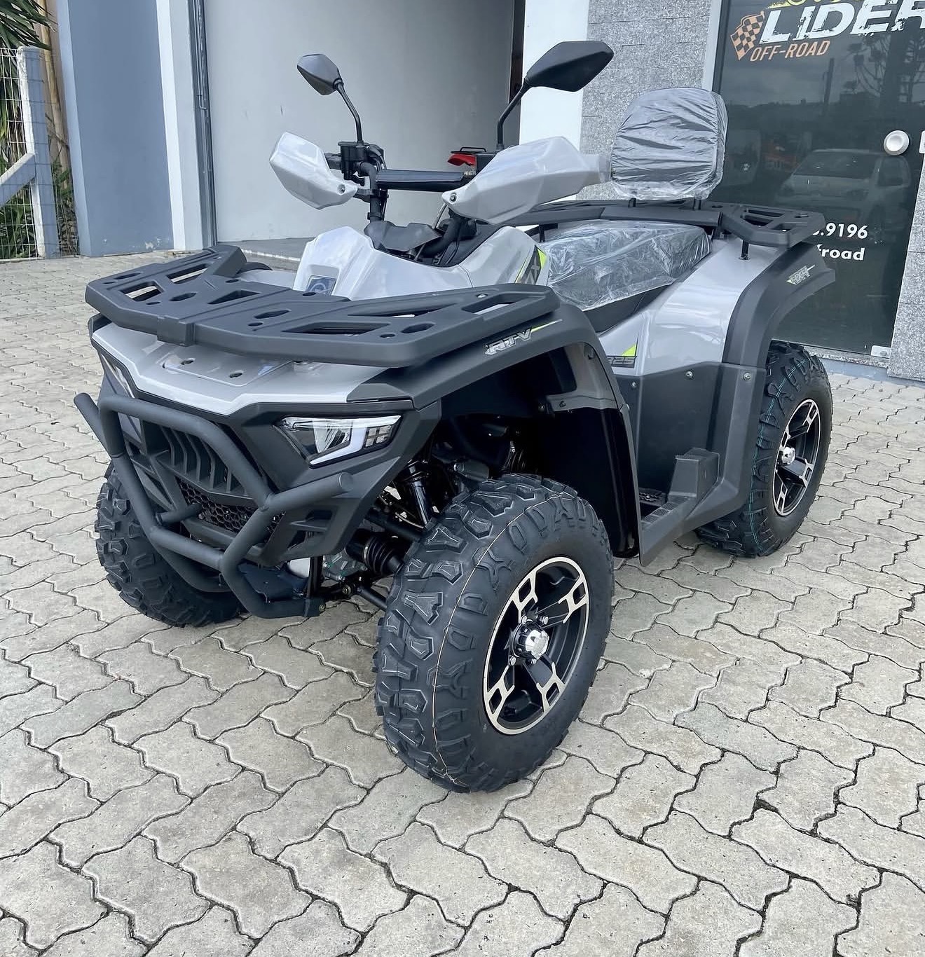 MXF FOX ATV 325cc 4x4 - Image 4